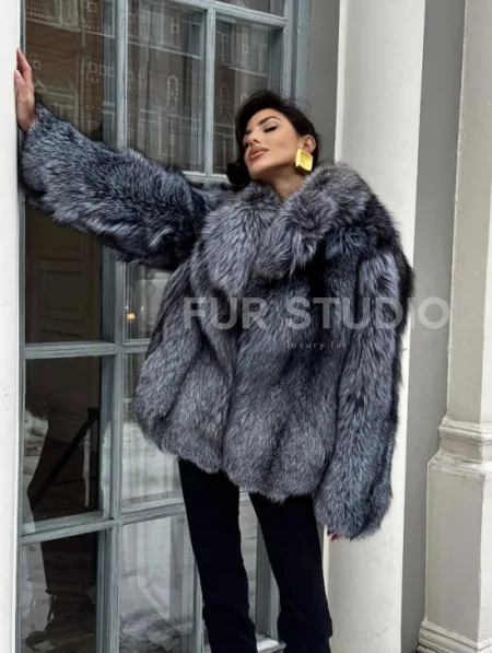 Короткий женский полушубок из чернобурки английский воротник - фото 14