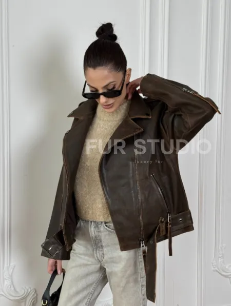 Vintage Brown кожаная куртка - косуха оверсайз с затертыми швами - фото 9