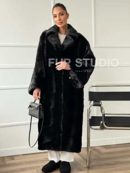 Черное меховое норковое пальто в стиле 