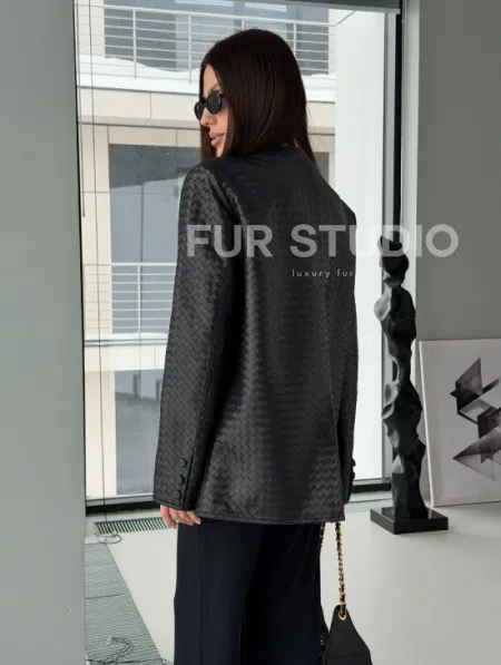 Женский пиджак из натуральной кожи - фото 7