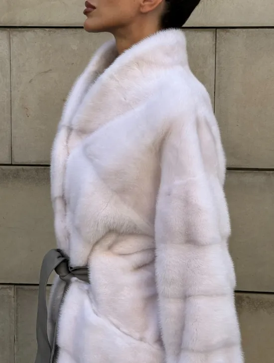 Норковая шуба с поясом, стойка воротник - цвет колотый лед - фото 4