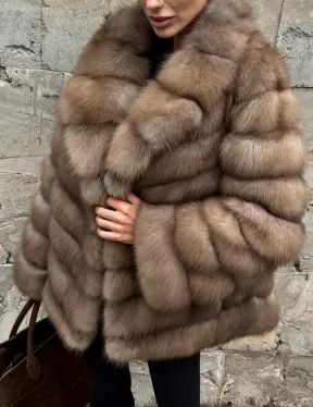 Полушубок из меха куницы пастель английский воротник - фото 5