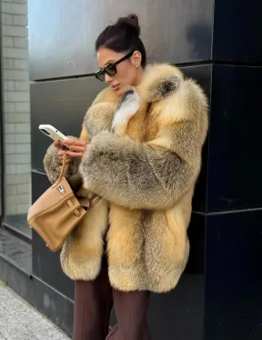 Золотистая шуба из натурального меха лисы цельные пластины - фото 4