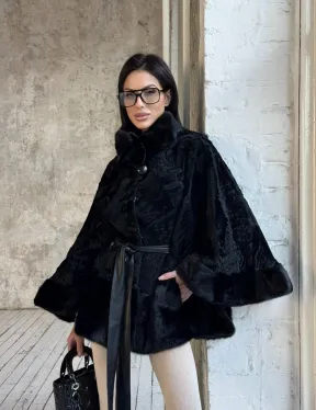 Женское меховое манто из меха каракульчи с отделкой из норки - фото 9