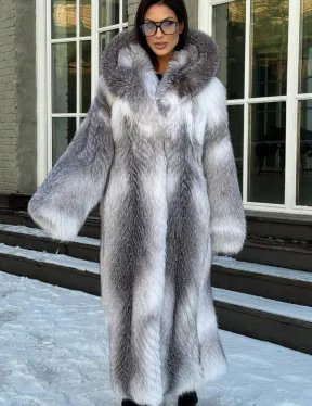 Длинная шуба из меха Arctic Fox с капюшоном, росшив - серая - фото 4