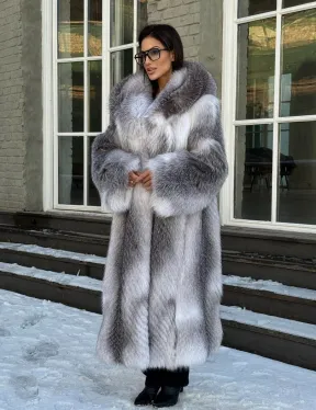 Длинная шуба из меха Arctic Fox с капюшоном, росшив - серая - фото 10