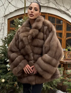 Полушубок оверсайз из меха куницы с английским воротником - фото 6