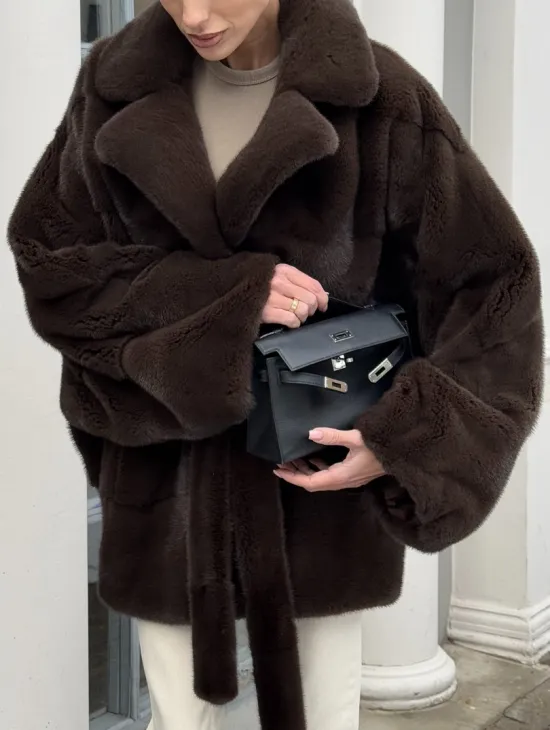 Летучка - шуба из норки с английским воротником цвет 