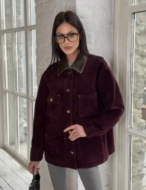 Куртка в «рабочем стиле» из замши Burgundy с отложным воротником, весна-лето 2025 - фото 8