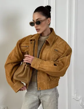 Женская замшевая куртка бомбер Camel  - «High street style» - фото 4