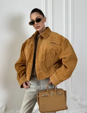 Женская замшевая куртка бомбер Camel  - «High street style» - фото 9