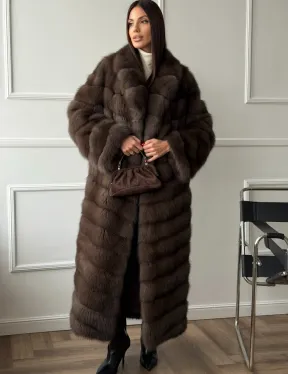 Длинная шуба из меха куницы Exclusive fur - фото 6