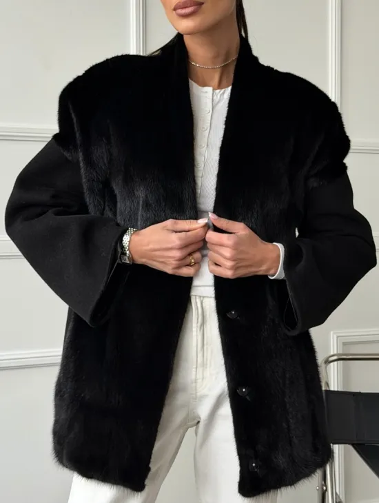 Полупальто демисезонное шерстяное с отделкой из меха норки - фото 2