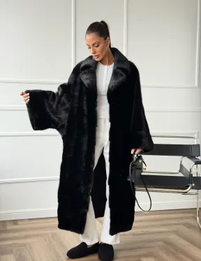 Черное меховое норковое пальто в стиле 